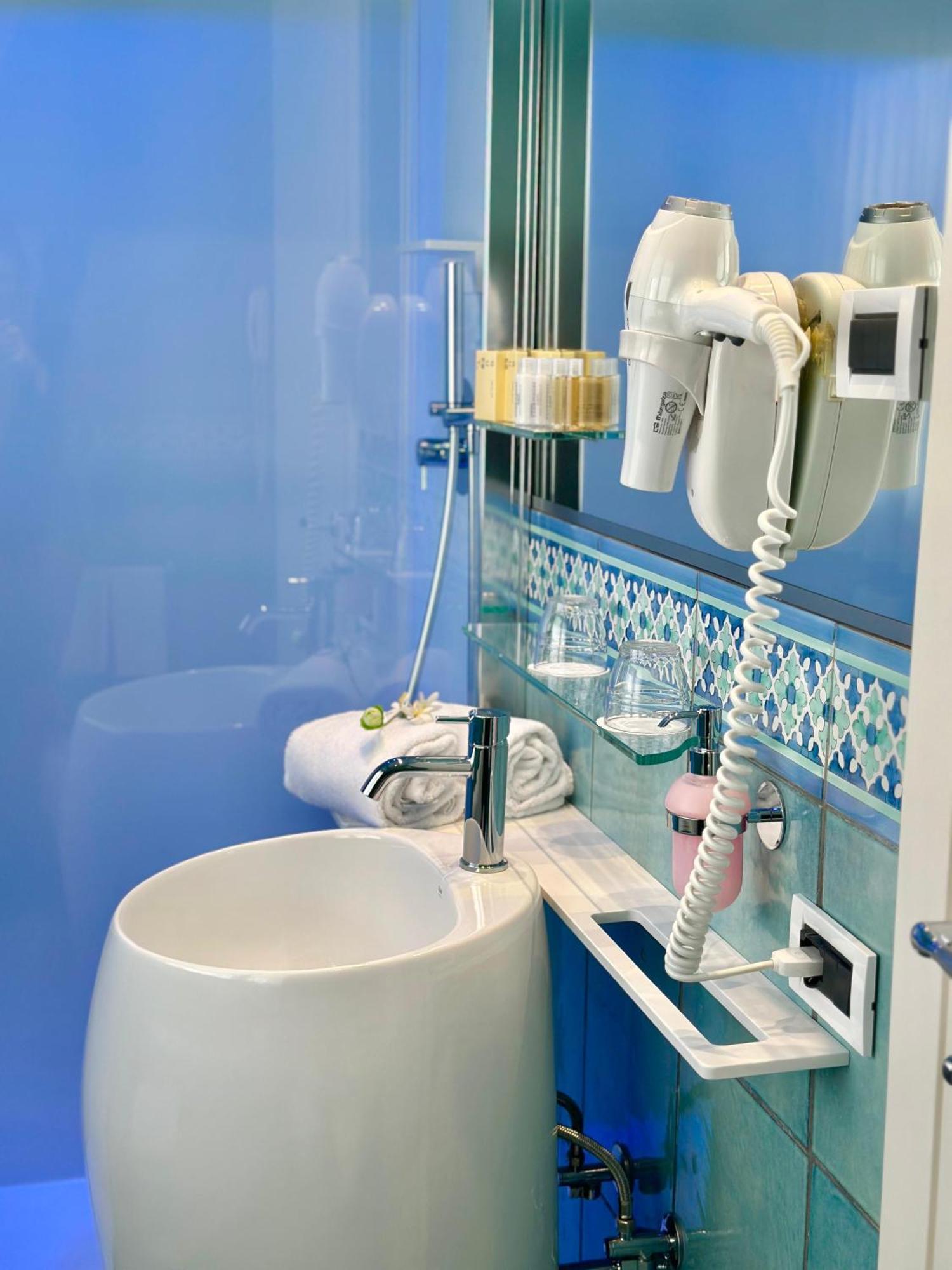 Club House Hotel Rimini Ngoại thất bức ảnh