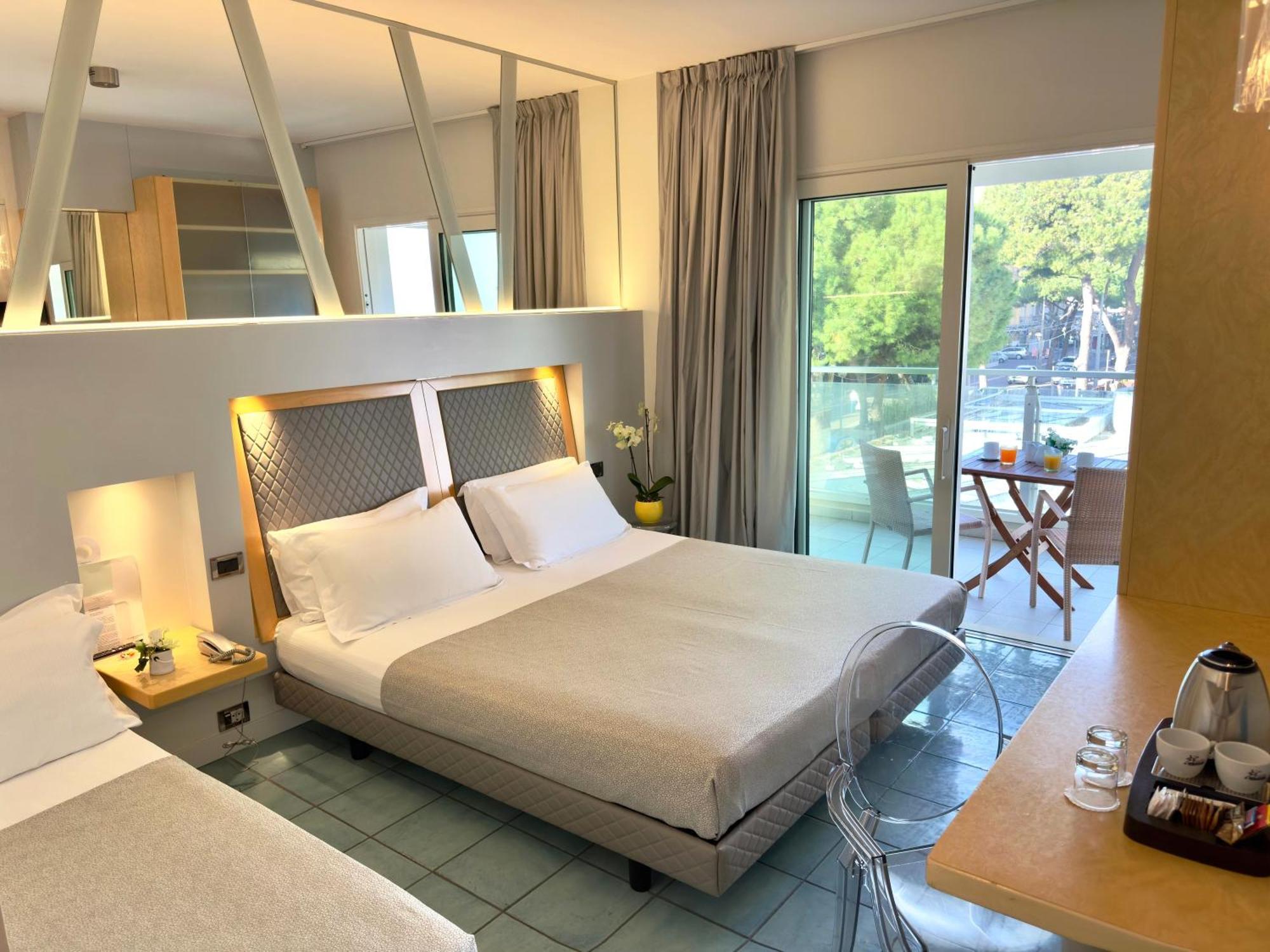 Club House Hotel Rimini Ngoại thất bức ảnh