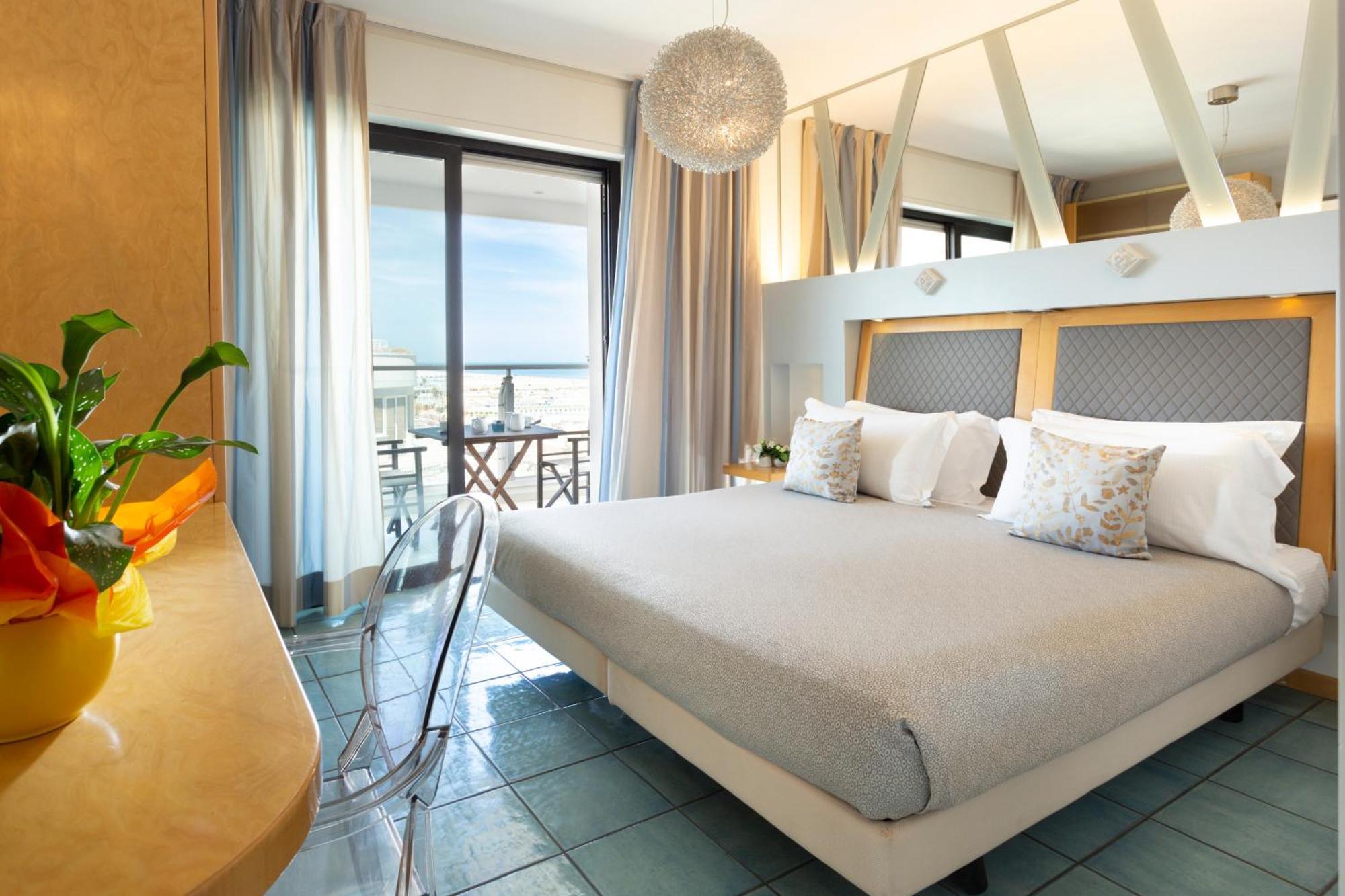 Club House Hotel Rimini Ngoại thất bức ảnh