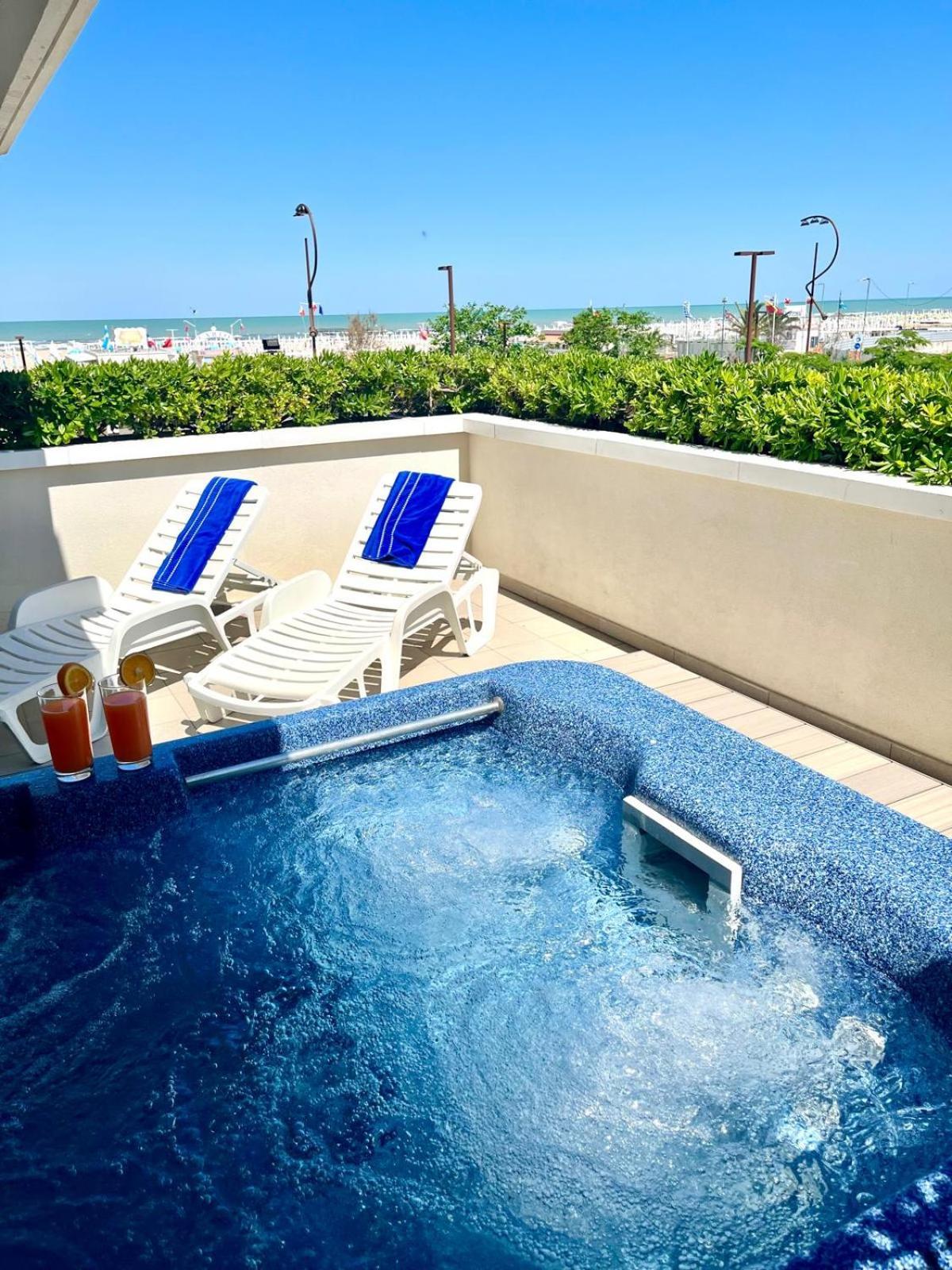 Club House Hotel Rimini Ngoại thất bức ảnh